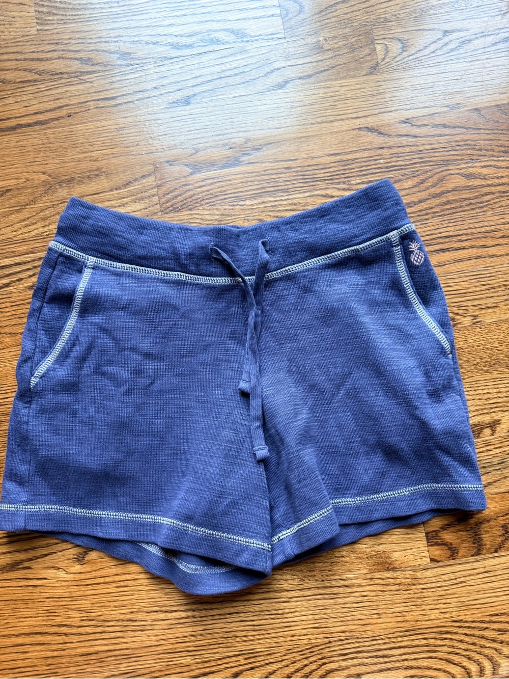 Tommy Bahama Blue Cotton Shorts. Elastic waistband w/tie. Size XS EUC